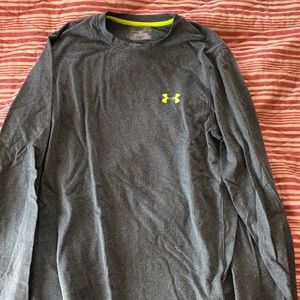 Under Armour Cold Gear Green Loose Fit Long Sleeve